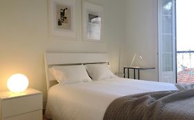 Room Atalaia - Bairro Alto